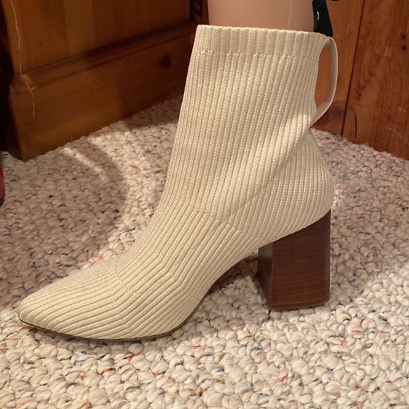 Size 8 oak white stretchy ankle boots chunky heels - Picture 11 of 12